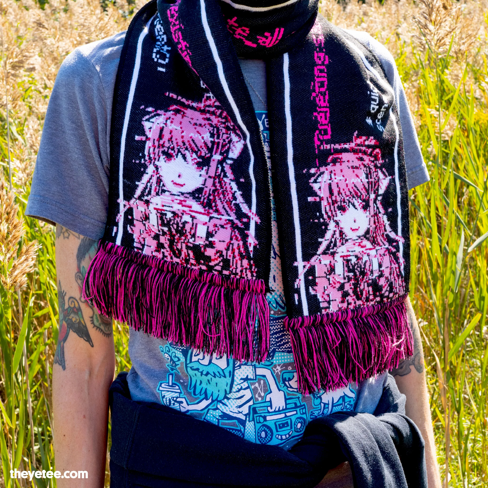 Monika Glitch Scarf - Image 8